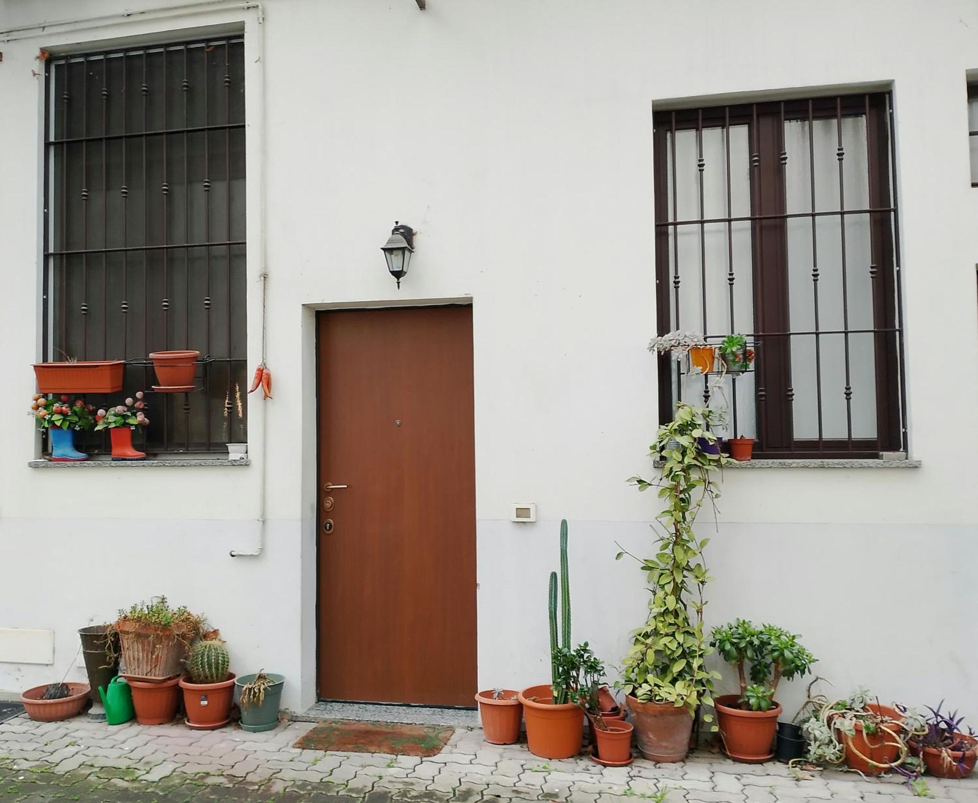 Apartamento La Casa Nel Cortile-Free Parking Milán Exterior foto