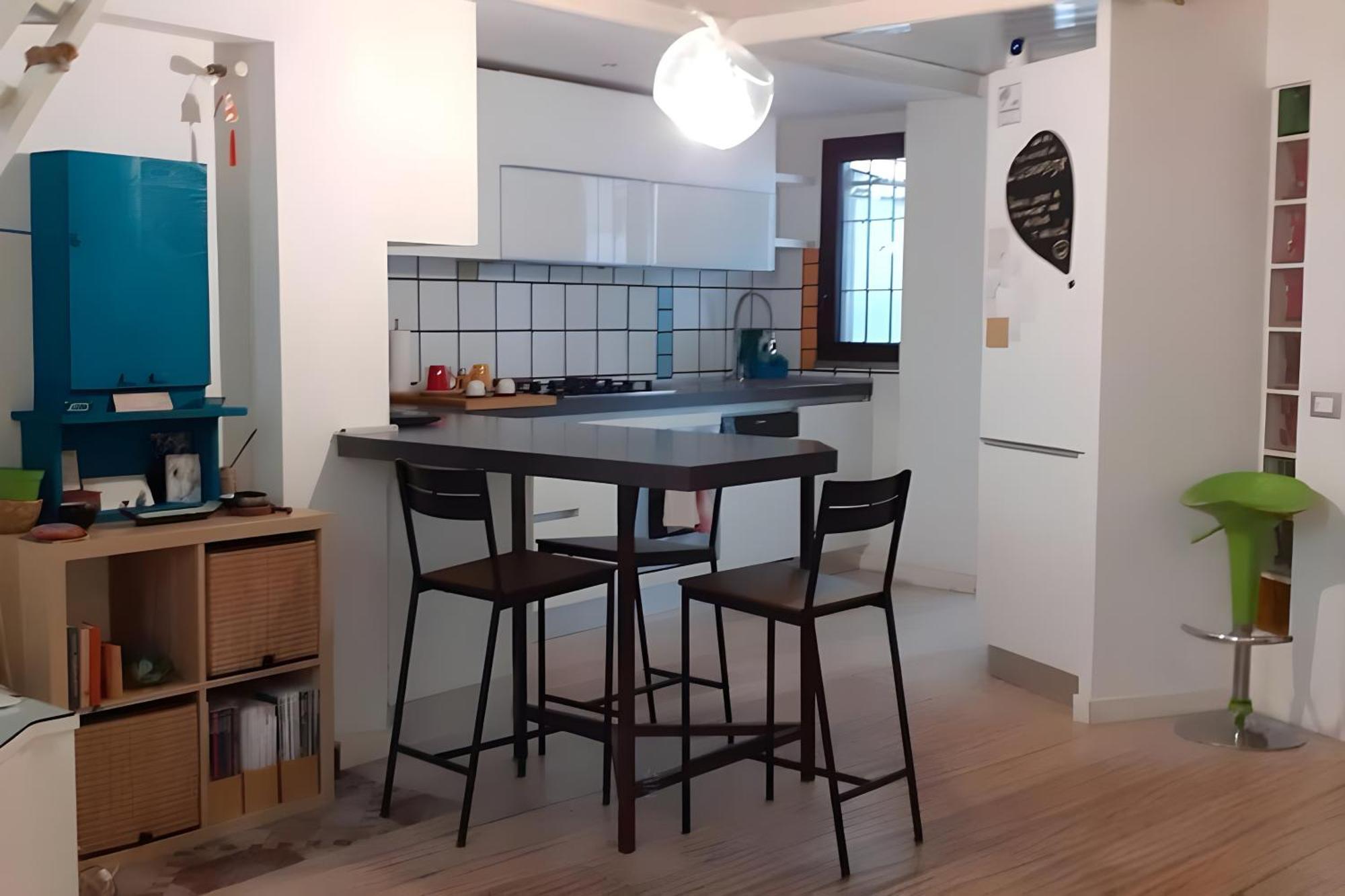 Apartamento La Casa Nel Cortile-Free Parking Milán Exterior foto